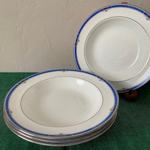 Set of 4 Wedgwood Bone China KINGSBRIDGE Rim Soup Bowls / Plates Made in England