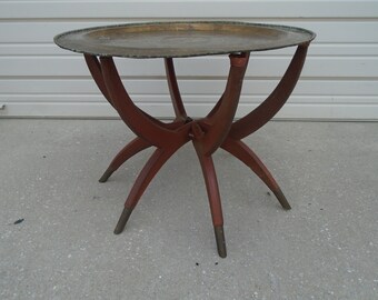 Texas Victorian 1860/'s Walnut Round Coffee Table Museum Deaccession Tyler