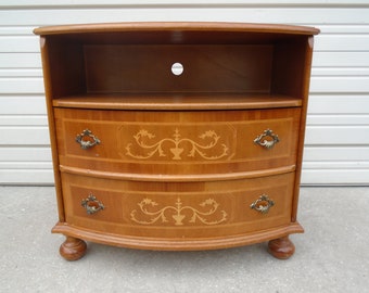 Marquetry Table TV Stand Cabinet Dresser Bachelor Half Moon Hollywood Regency Country Parquetry French Louis XV XVI Georgian Provincial