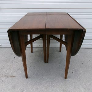 Vintage Broyhill Tables - Etsy