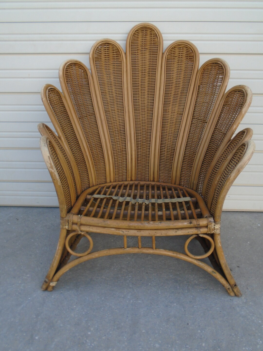 RARE Majestic Wicker Chair Palm Frond Club Lounge Vintage Peacock