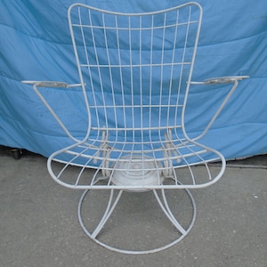 Chair Homecrest Bermuda Siesta Riviera Mid-Century Modern Swivel Patio Set Salterini STY Set Space age Retro Eames era Wire Atomic