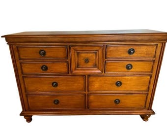 Real Tommy Bahama Large Dresser Island Breeze Chest 9 Drawers Lexington  British Colonial West Indies Islands Key West Tropical Plantation
