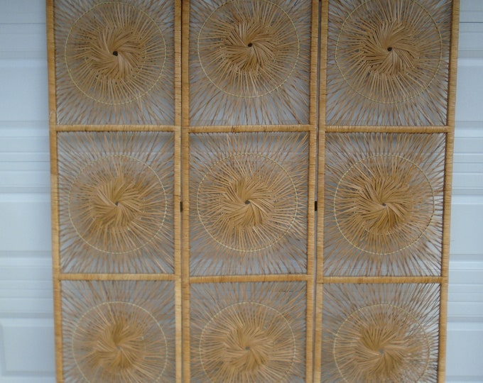 HOLD VTGE Sunburst Wicker Privacy Screen Room Divider Etsy