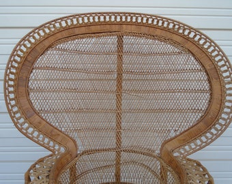 TLC 1 Tall Wicker Peacock Chair Vintage Rattan Hollywood Regency Fan Back Victorian Cottage Emmanuel Bohemian Boho Cobra Wedding Buri