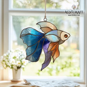 Patrón de vitral con pez guppy, atrapasol de peces tropicales, patrón de vitral con peces, decoración de vidrio para el hogar, vitral DIY, regalo de arte mural
