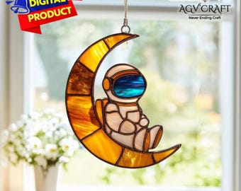 Vetrata con astronauta sulla luna, acchiappasole con astronauta, vetrata con astronauta, vetrata fai da te, regalo di arte murale