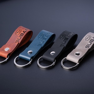 Llavero de piel apto para subaru exclusivo de piel de alta calidad.