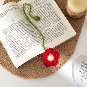100% Handmade Knitted Flower Bookmark, Book Lover Gift, Gifts for Readers, Book Club Gift, Gift for Her,  Gift for Mom, Crochet Bookmark