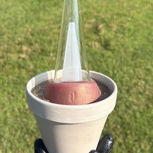 Flower Pot Puffco Attachment Display