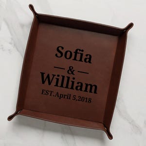 Custom Leather valet tray, Personalized Engraved Leather Tray, Personalized Catchall Tray, Full Grain Leather Valet Catchall Tray