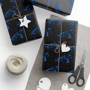 Race Car Gift Wrap, F1 Inspired Wrapping Paper, Motorsport Wrap, Race Fan Wrapping Paper, F1 Car Gift, Max Fan Packaging