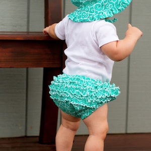 Summer Carnival Baby Hat and Bloomers Pattern