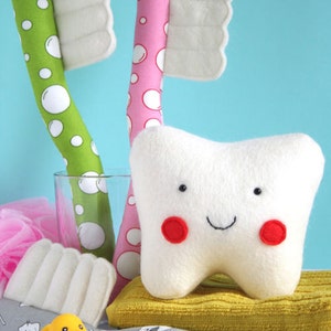 Pearly Whites Creative Card