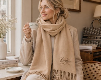 Personalisierter bestickter Schal, Namensschal für Damen, Oversize-Winterschal, personalisierter Schal, Geschenk für sie und die Mutter