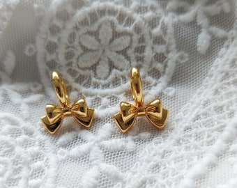 Bow Earrings, Gold Bow Hoops, Tiny Bow Earrings, Bow Jewellery, Ribbon Bow, Gift for Mom, Gift for Sister, Birthday Gift