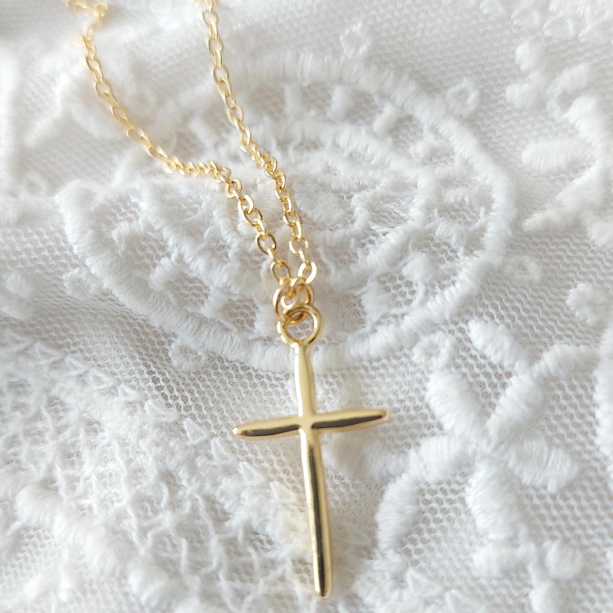 Collier croix en or, petit collier avec pendentif croix en or, cadeau fête des mères, cadeaux pour femme, bijoux religieux, bijoux croix