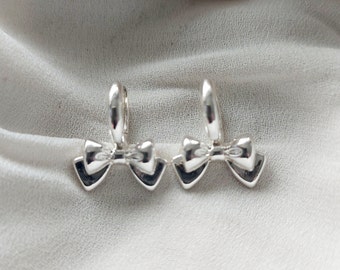 Bow Earrings, Silver Bow Hoops, Tiny Bow Earrings, Bow Jewellery, Ribbon Bow, Gift for Mom, Gift for Sister, Birthday Gift