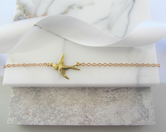 Delicate Gold Bird Charm Bracelet, Small Gold Charm Bracelet, Christmas Gift for Her, Stocking Stuffer Gift, Gold Chain Bracelet