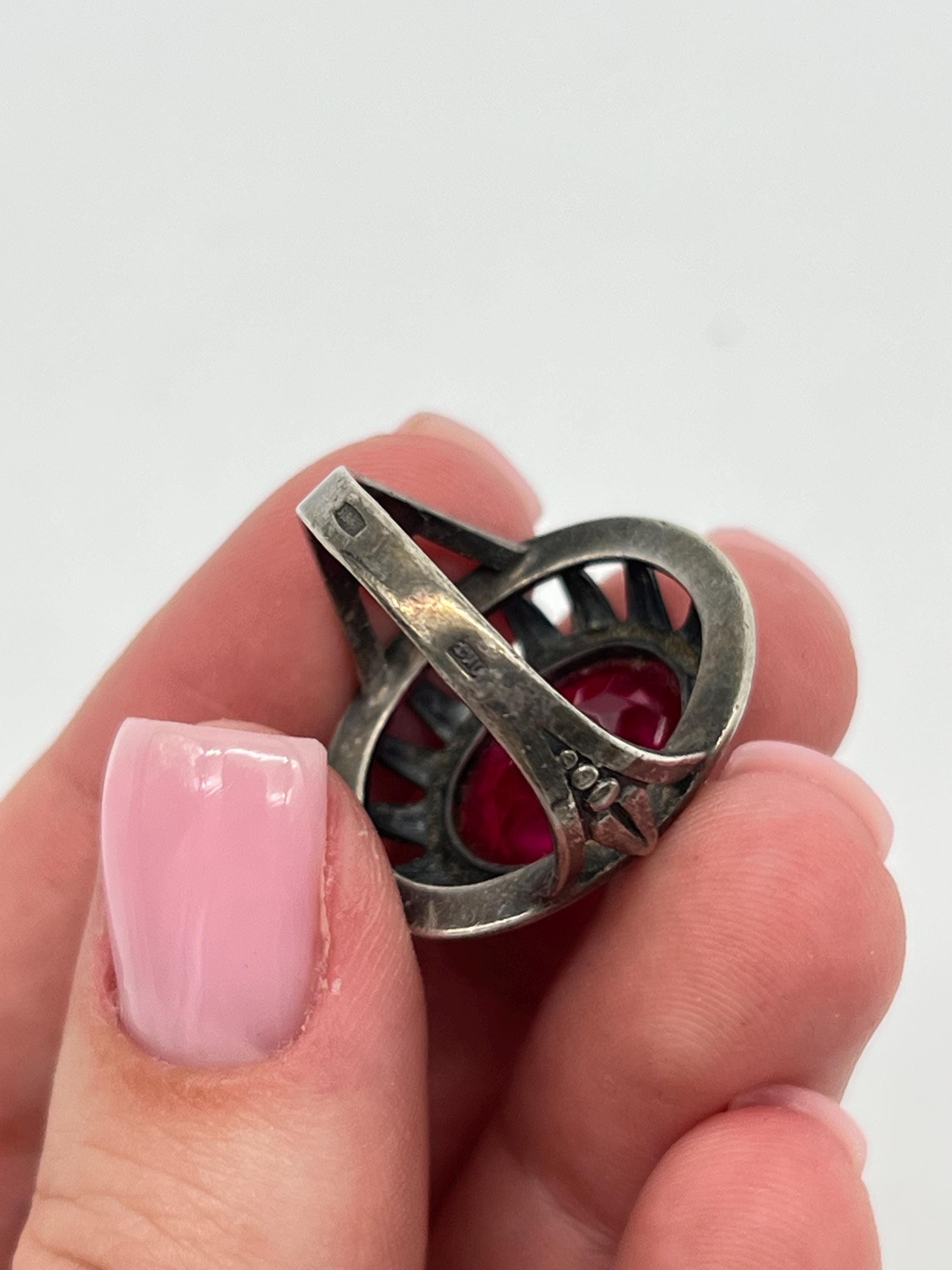 Bague Vintage Soviétique En Argent 875 Avec Corindon Rose (rubis Synthétique) - Bijou Collection URSS