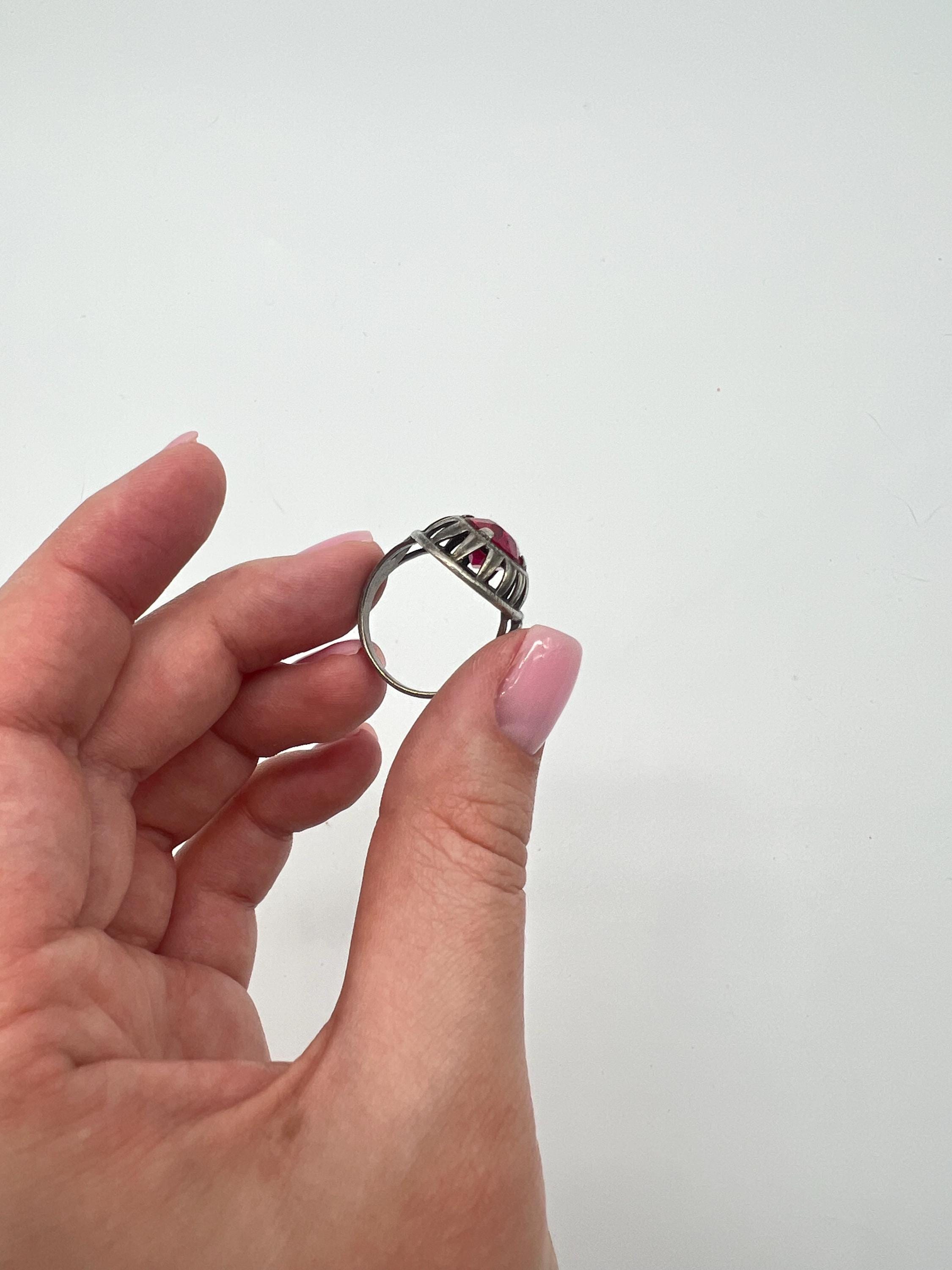 Bague Vintage Soviétique En Argent 875 Avec Corindon Rose (rubis Synthétique) - Bijou Collection URSS
