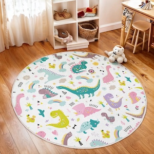 Tappeto da gioco con dinosauri dei cartoni animati - Tappeto rotondo per la cameretta dei bambini Dino Friends - Tappeto per la cameretta dei bambini Roar Pastel - Tappeto per la sala giochi con simpatici animali - Divertente tappeto per la cameretta dei bambini