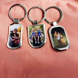 Custom Photo Keychain: Personalized Stainless Steel Picture Keychain