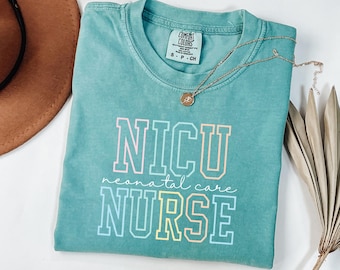 NICU Krankenschwester Shirt Comfort Colors Umstandsmode Mama Schwangerschaft Ankündigung Geschenk Wehen Entbindung Krankenschwester Geschenk Stillshirt NICU Wehen Entbindung