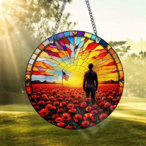Veteraan Memorial GLAS INGELICHT Sun Catcher 4 juli soldaat in Poppy Field hangend Remembrance Day patriottisch decor militair eerbetoon cadeau