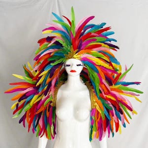 Carnvial Feather Headpiece /Shoulder Collar Epaulette /Showgirl Headdress/Feather Headdress/Carnvial Feather Shoulder Piece