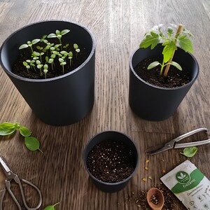 3D-Druck Anzuchttöpfe schwarz, Pflanztöpfe mit herausnehmbarem Boden für einfaches Umtopfen, Nachhaltige Anzuchthilfe PLA in 3 Größen