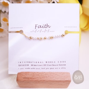 Aangepaste minimalistische parelarmband met morsecode, gepersonaliseerd om elk woord of naam te spellen, handgemaakte sierlijke armband met parelkralen, cadeau voor vrouwen