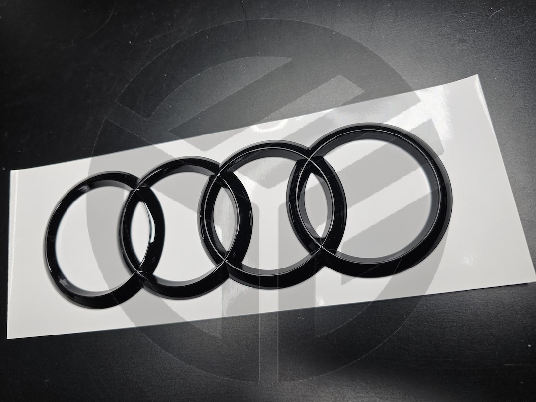 Audi A4 Grossy Black (ブラックエンブレムセット)