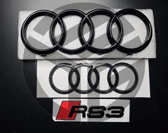 Insignias Audi RS3 2021-2024 en negro brillante PARRILLA/MATERIAL