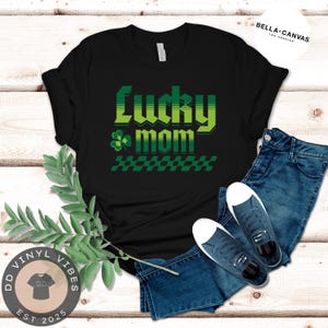 Lucky Mom St Patricks Day Shirt: Shamrock Graphic Tee