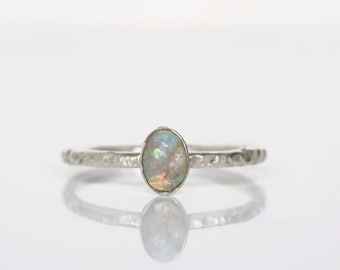 Zierlicher Opal Ring, Australischer Opal Ring, Roher Opal Sterling Silber Ring