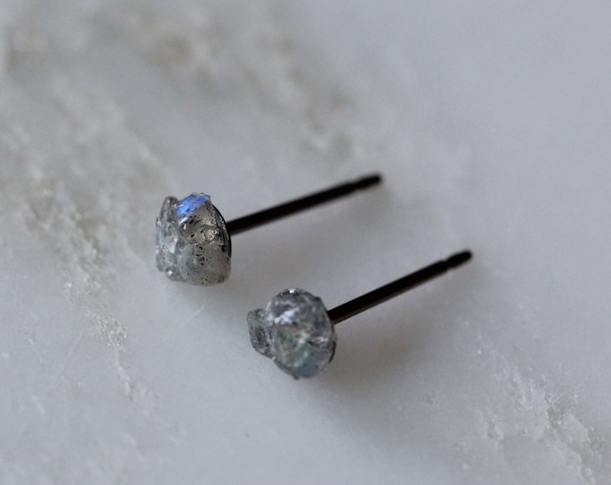 Raw Labradorite Titanium Stud Earrings, Raw Crystal Earrings, Hypoallergenic Titanium Earrings, Edgy Earrings