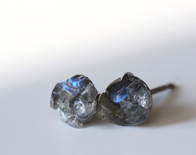 Raw Labradorite 6mm Titanium Stud Earrings, Raw Crystal Earrings, Hypoallergenic Titanium Earrings, Edgy Earrings