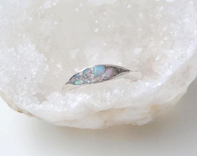 Hammered Sterling Silver Australian Opal Ring - Kintsugi Style