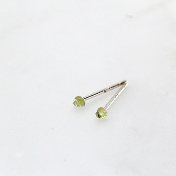 Tiny Raw Peridot Sterling Silver Stud Earrings, Raw Gemstone Studs Earrings, August Birthstone Earrings, Green Crystal Studs