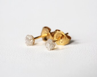 Diamond Gold Studs Earrings, 18K Solid Gold Raw Diamond Stud Earrings, 3mm Raw Diamond Studs