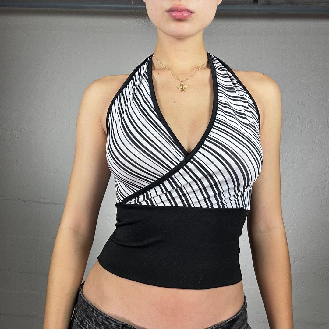 Vintage 2000’s black ruffle graphic top