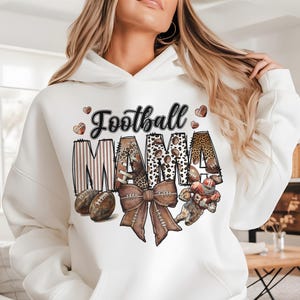 Fotbollsmamma png, fotboll png, fotbollsmamma png, matchdag, fotbollssäsong png, höstfotboll png, kokett fotboll png, digital nedladdning bild 5