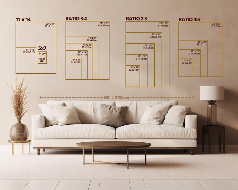 Op de afbeelding: Een diagram dat verschillende afdrukformaten voor canvasprints laat zien. De formaten zijn aangegeven in inches en centimeters. Het diagram toont een bank en een tafel voor een muur met de weergegeven afdrukformaten.
