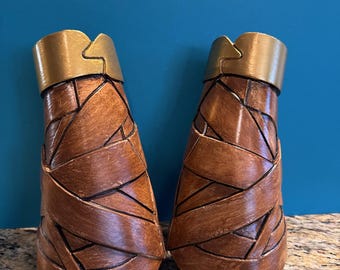 3D Printed Cosplay Eva Resin Bracers with Magnetic Clasp - Custom Cosplay Armor
