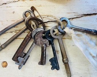 Vintage Skeleton Keys