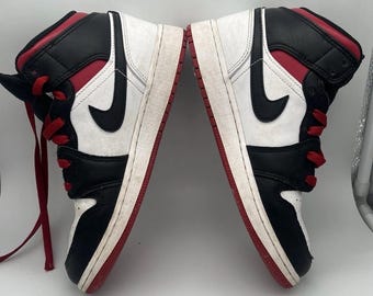 Nike Air Jordan 1 Mid GS Negro Rojo Gimnasio Blanco | Talla 4.5Y (EU 36.5) | De segunda mano