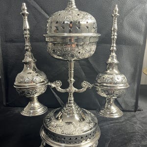 Authentic Moroccan Incense Burner Set from Fes – Handmade Nickel-Plated Brass – Mabkhara & 2 Rose Water Sprinklers (Merchane)