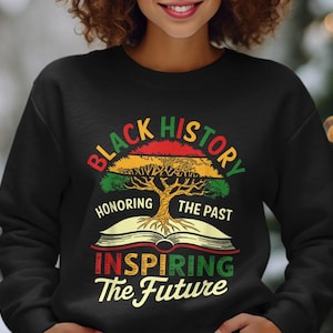 Honoring Past Inspiring Future Men Women Black History Month png design