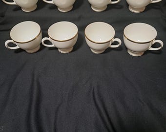Wedgwood California pattern tea cups (set of eight)
